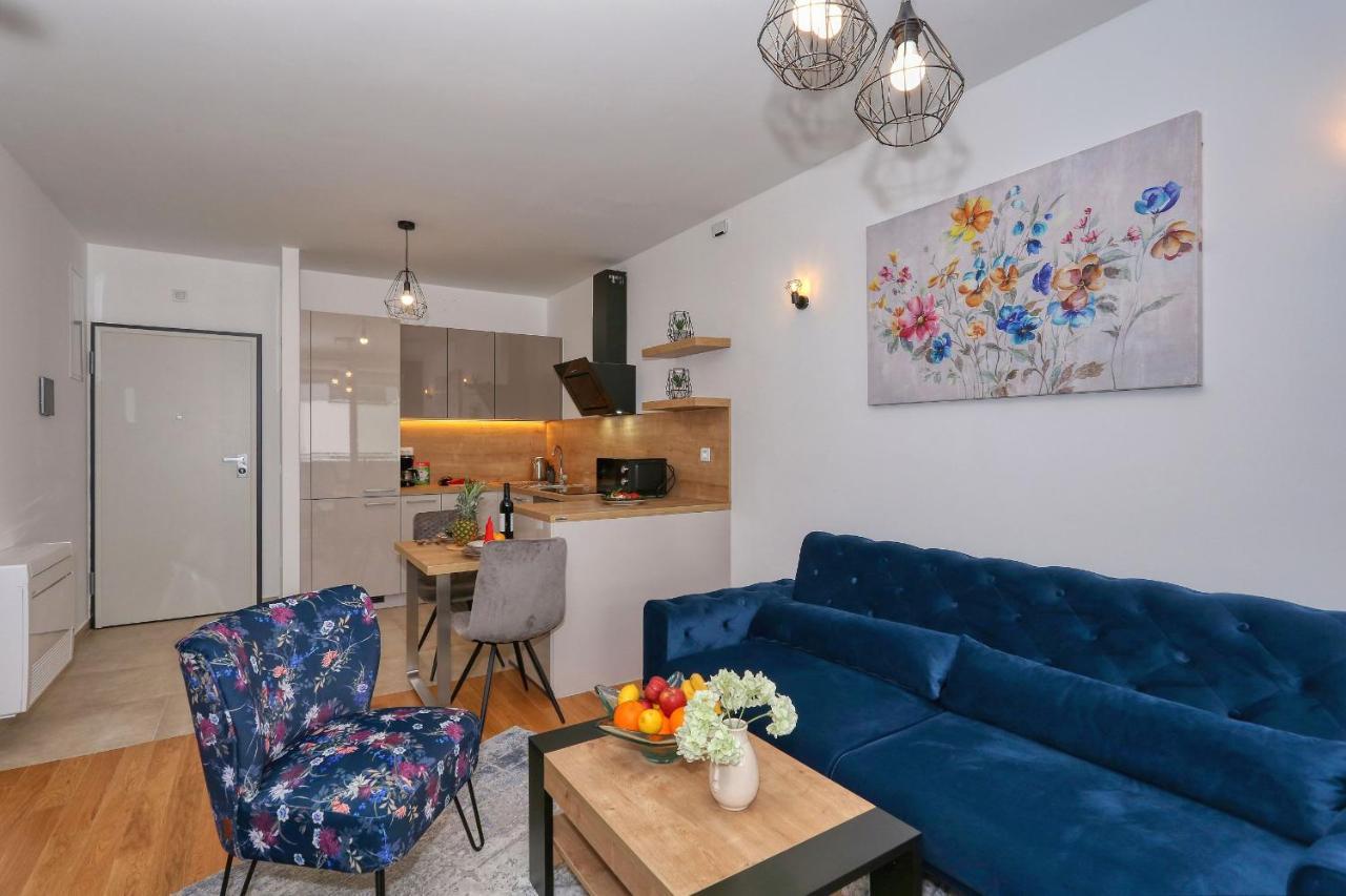 Apartments Luna With Free Parking Ζαντάρ Εξωτερικό φωτογραφία