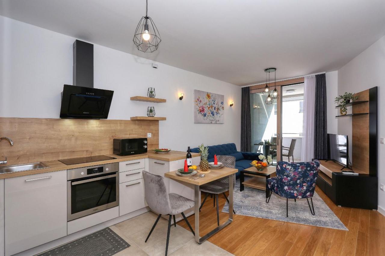 Apartments Luna With Free Parking Ζαντάρ Εξωτερικό φωτογραφία