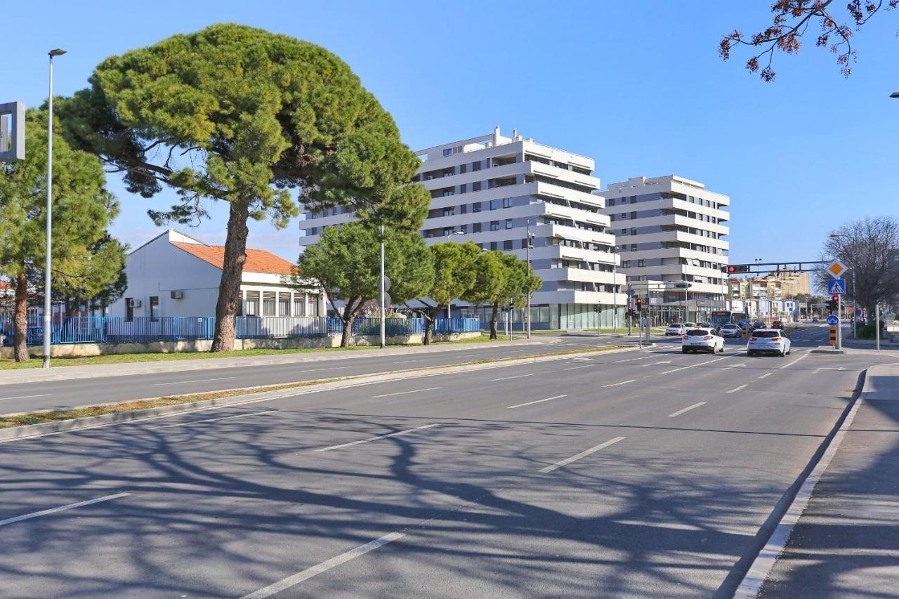 Apartments Luna With Free Parking Ζαντάρ Εξωτερικό φωτογραφία