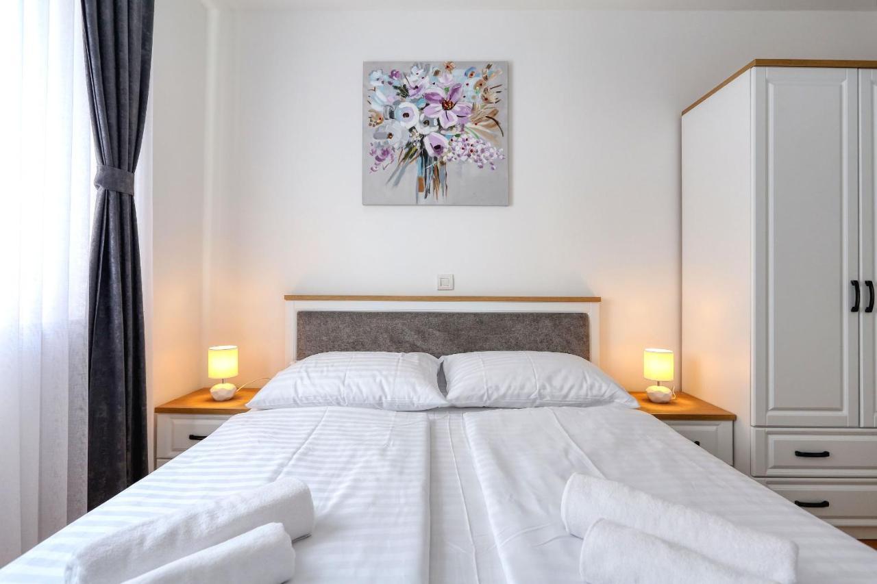 Apartments Luna With Free Parking Ζαντάρ Εξωτερικό φωτογραφία