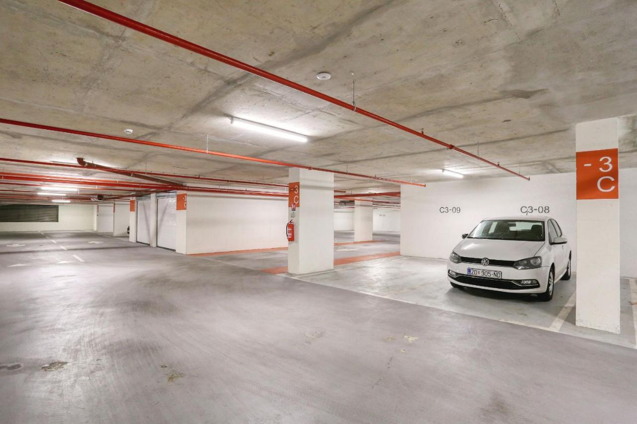 Apartments Luna With Free Parking Ζαντάρ Εξωτερικό φωτογραφία