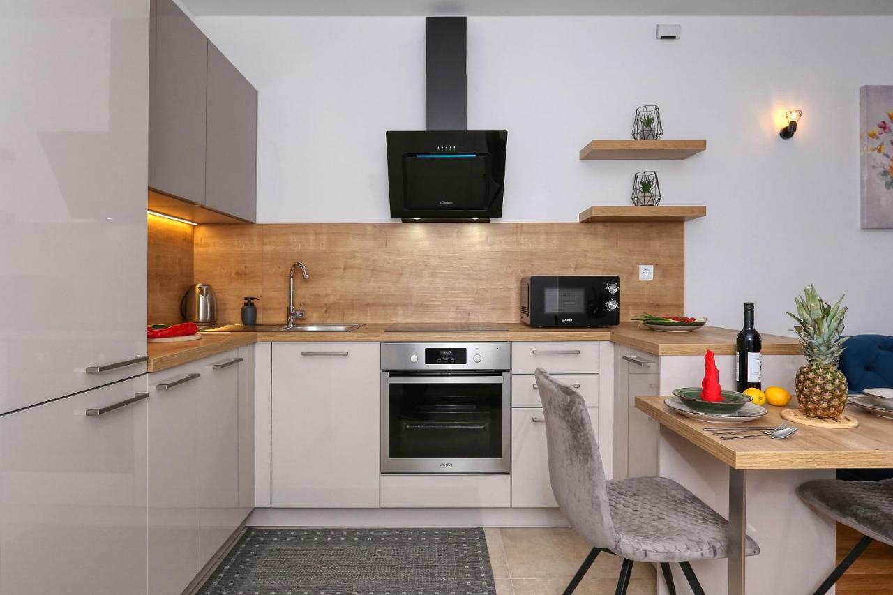 Apartments Luna With Free Parking Ζαντάρ Εξωτερικό φωτογραφία